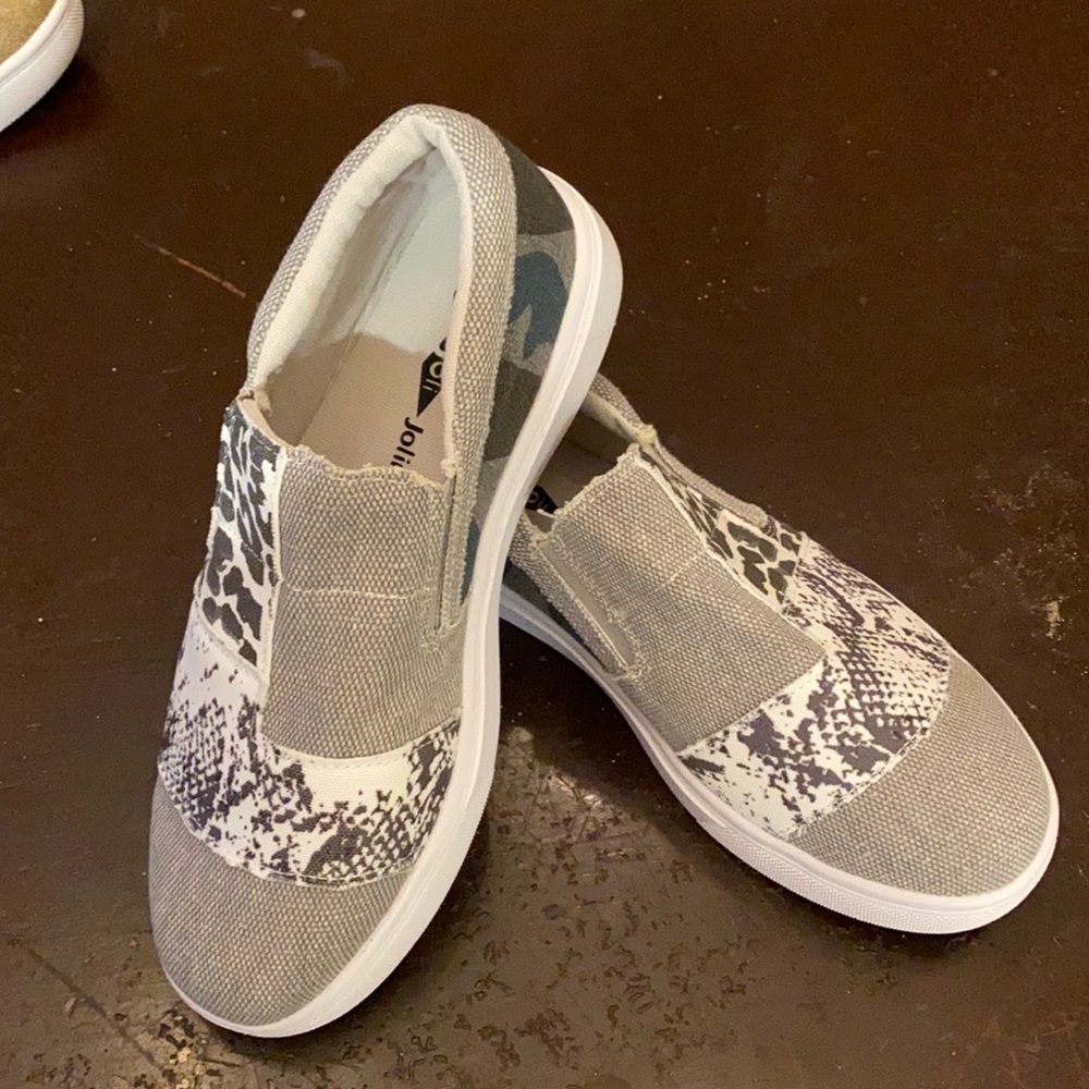 Jolimall size 7 shoes